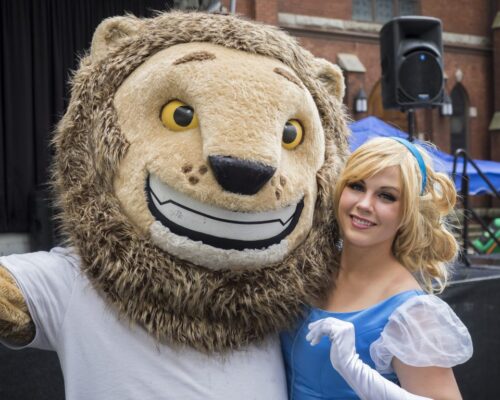 Characters 2019 - Food Lion Cinderella