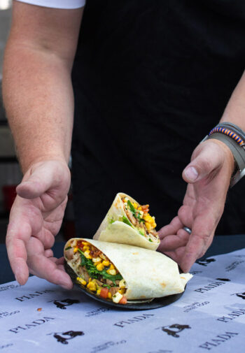 Food lines can get long, especially for dinner. Here’s when to snack smart: Arrive early for brunch or lunch bites with little to no wait Hit popular booths mid-afternoon when crowds dip Use Friday or Sunday to circle back for top favorites or missed items